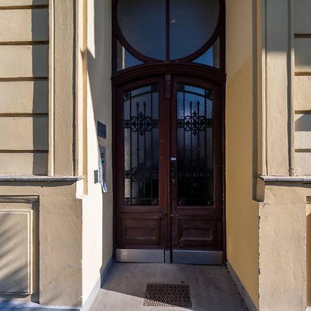 Cozy 1Br Duplex Near Center By Hm Lejlighed Wien Eksteriør billede