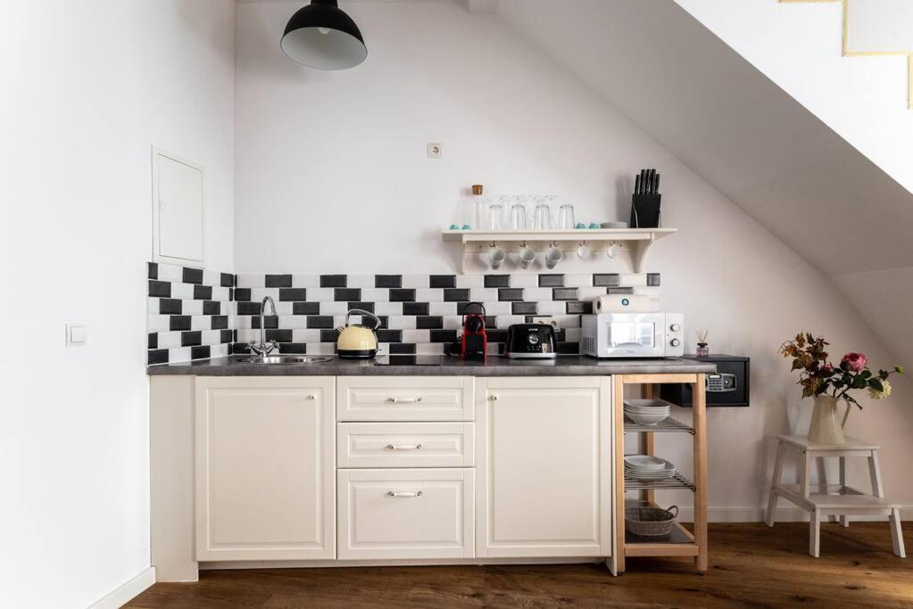 Cozy 1Br Duplex Near Center By Hm Lejlighed Wien Eksteriør billede